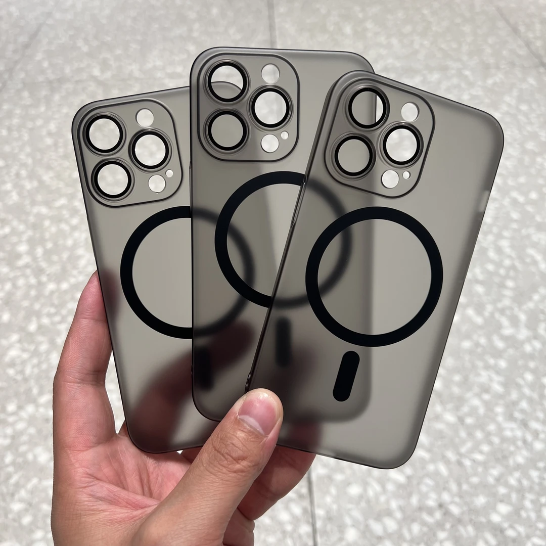 磨砂超薄磁吸不发黄iphone15promax手机壳适用苹果14pro/13全包12