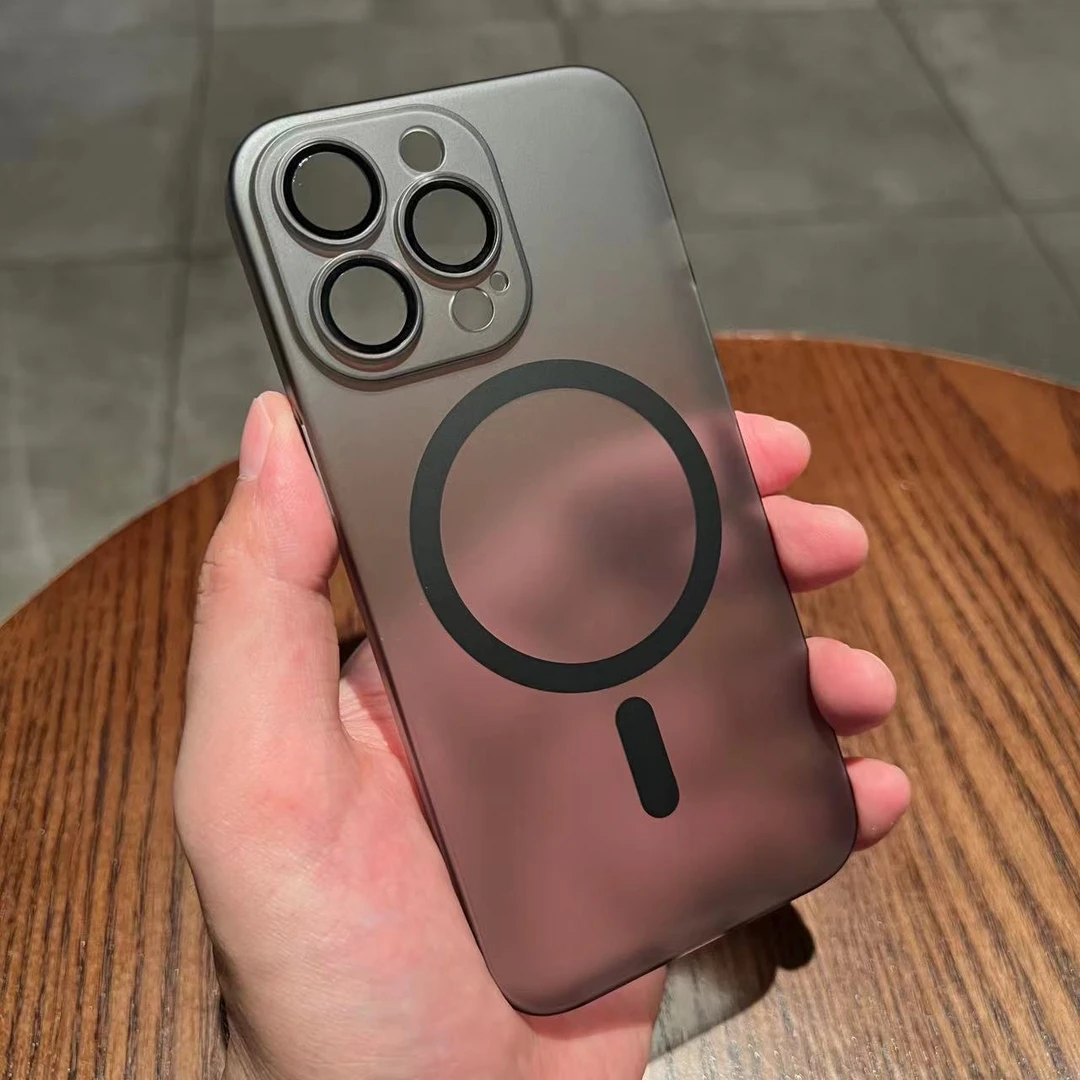 磁吸不发黄自带镜头膜iphone15/14promax手机壳适用苹果13全包16