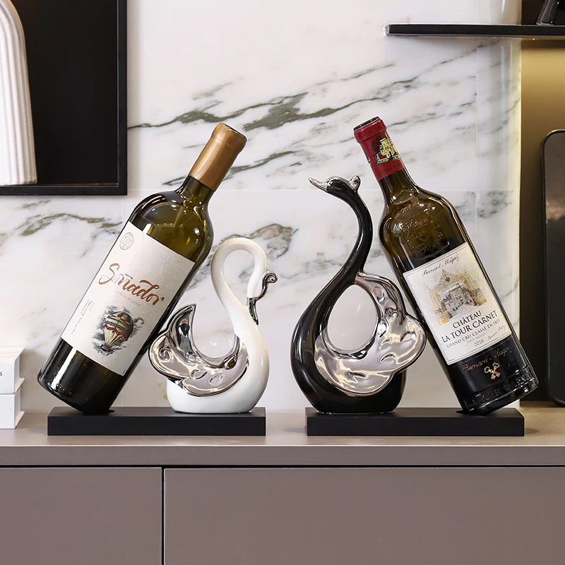现代简约天鹅红酒架摆件酒柜电视柜客厅简约家居高档乔迁新居礼物