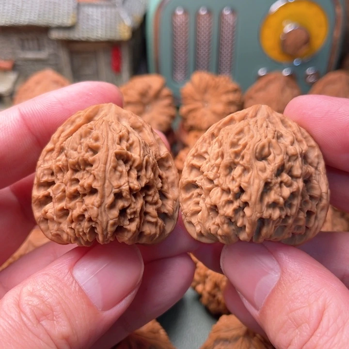 文玩核桃手串南疆石