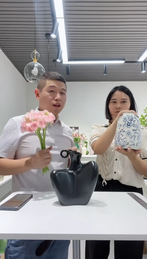 【闪购商品】锁骨美女黑色