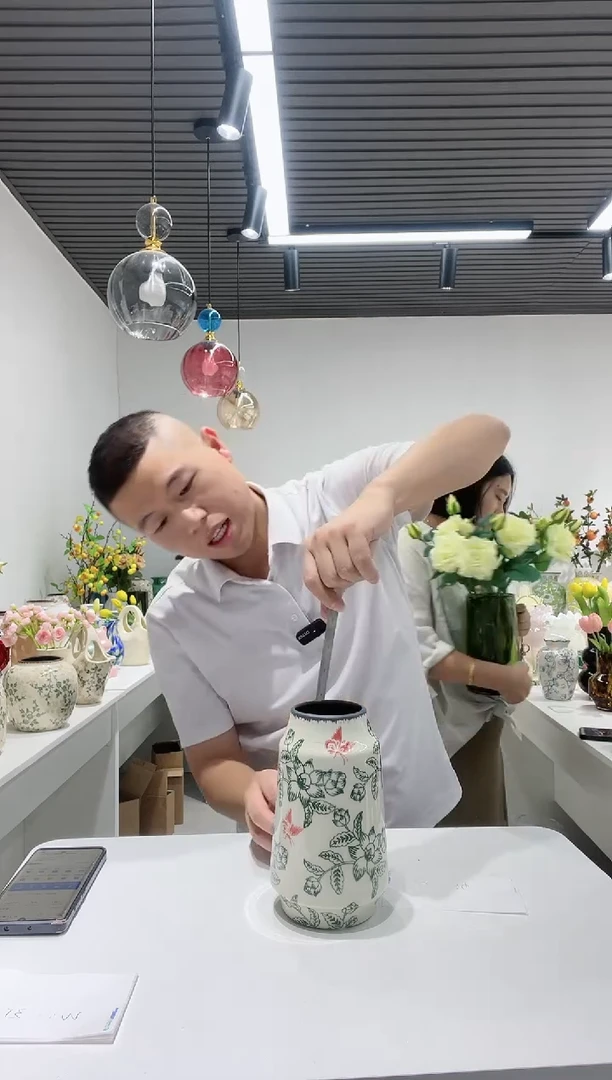 【闪购商品】W34花瓶