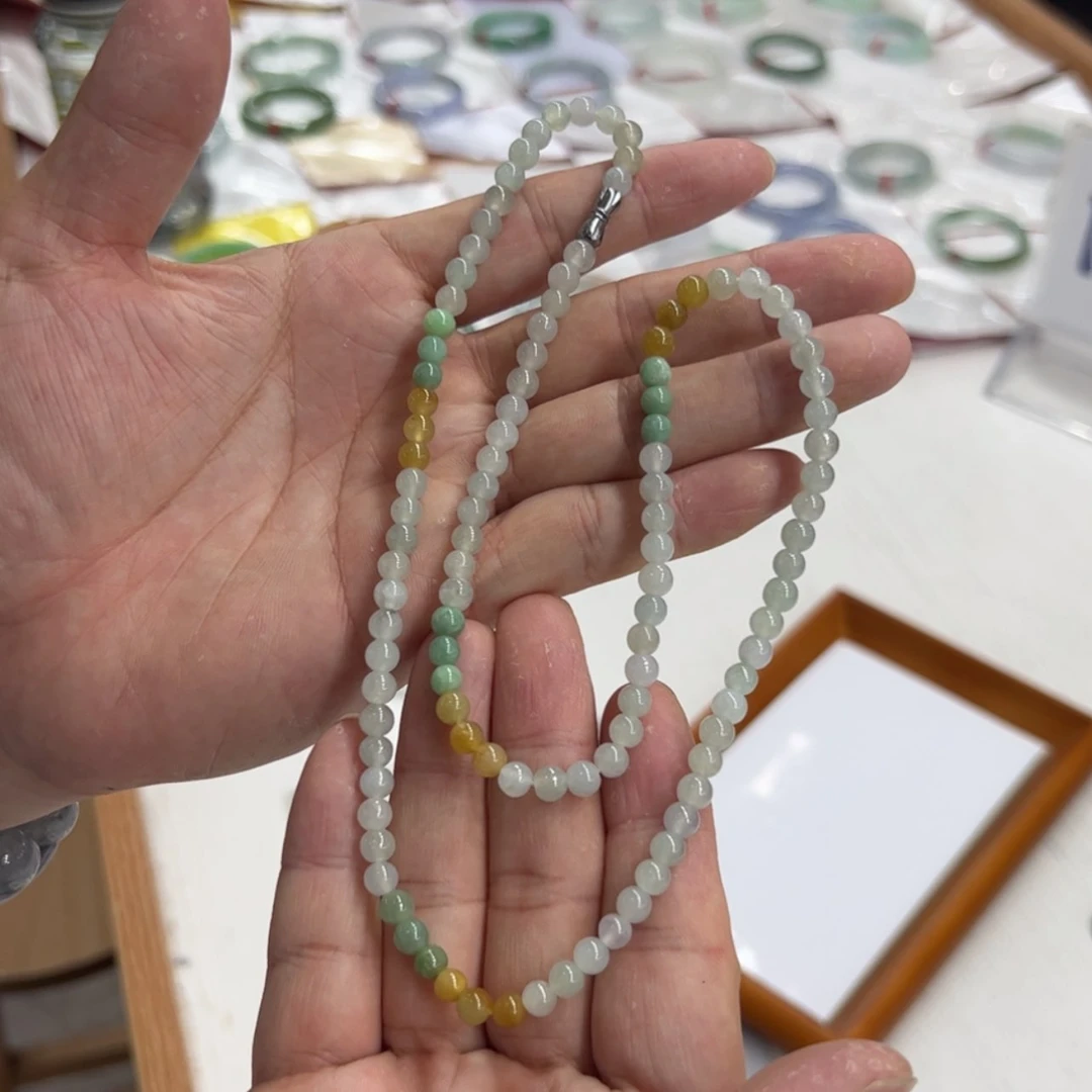 【闪购商品】翡翠颈饰未镶嵌