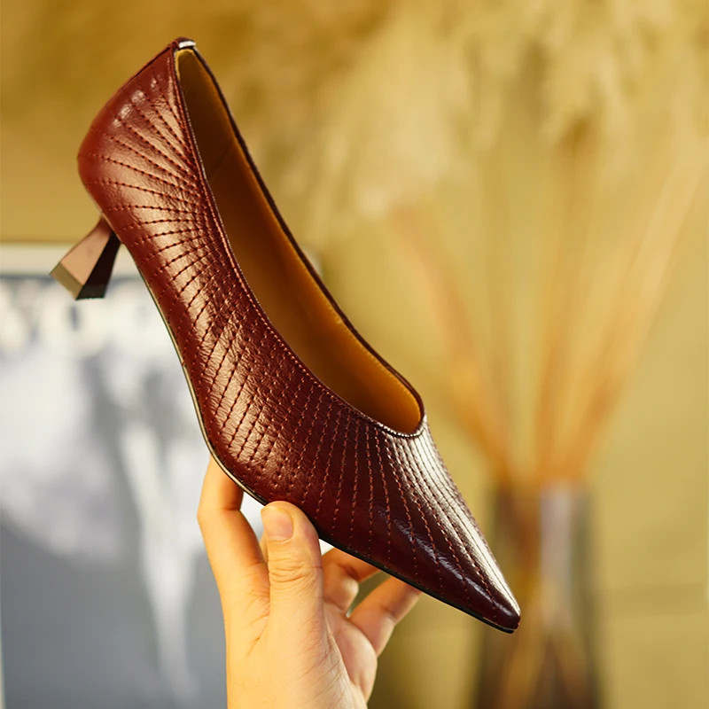 牛皮/跟高5CM/2024新款秋季气质百搭复古细跟高跟尖头浅口跟鞋