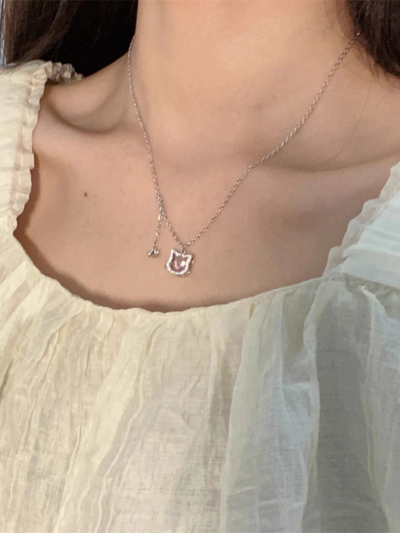 铜合金项链 粉色小猫咪项链女生新款轻奢小众高级感设计锁骨链Z29