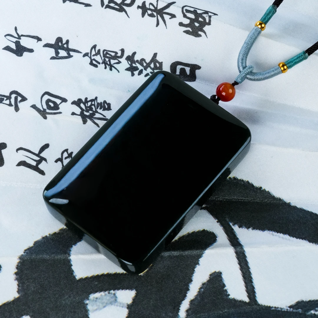 Y-627 青玉特大无事牌 主石40*60mm 厚12mm绳子多样性发其一