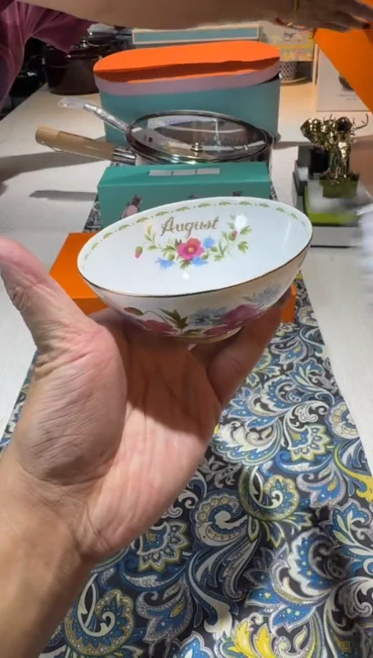 【闪购商品】瓷片新到香水！全部地板价8