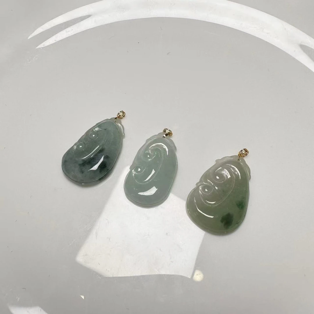 福福如意缅A翡翠吊坠18k扣头