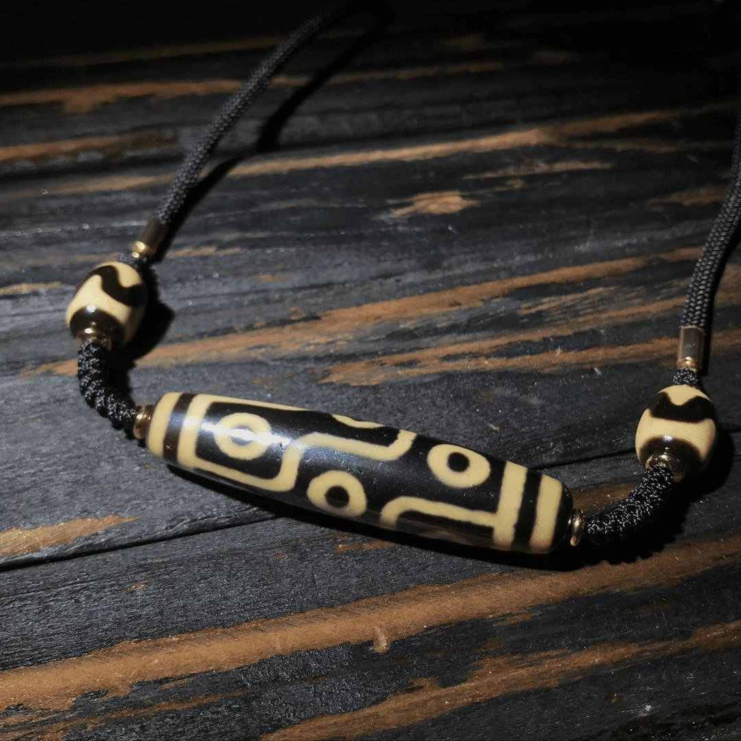 铭珠【牙黄色九眼天珠】玛瑙吊坠可调节绳