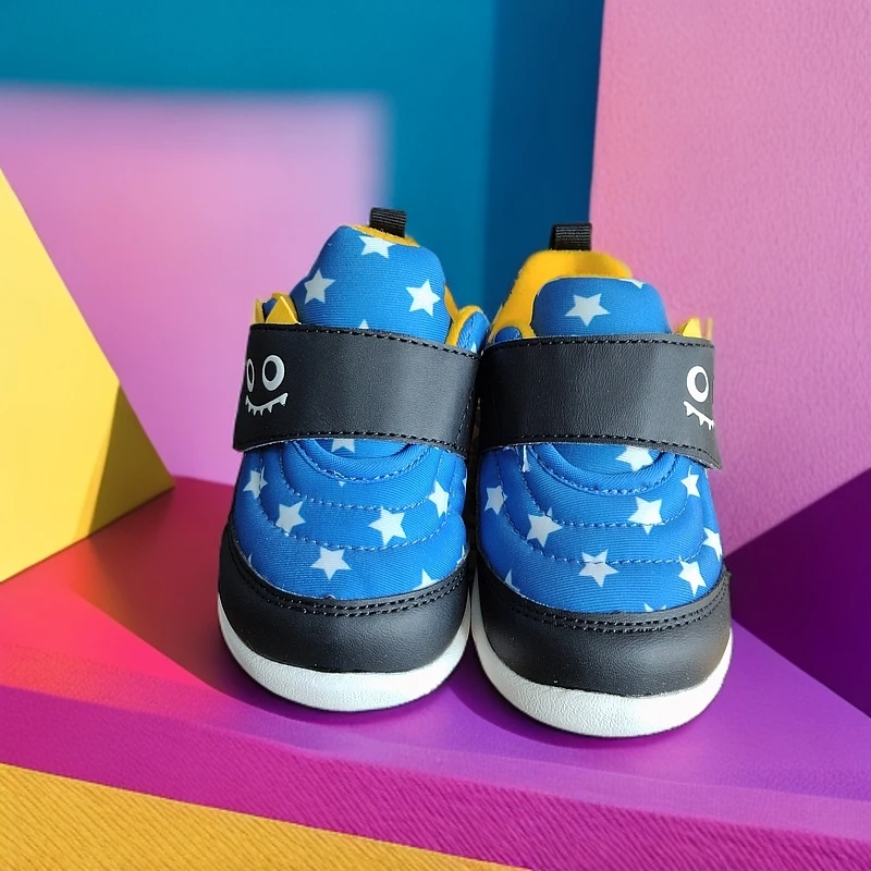 0648舒适轻便加绒宝宝鞋