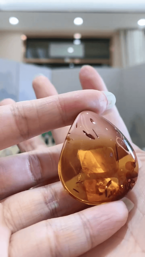 【闪购商品】琥珀吊坠(赠链)未镶嵌54号