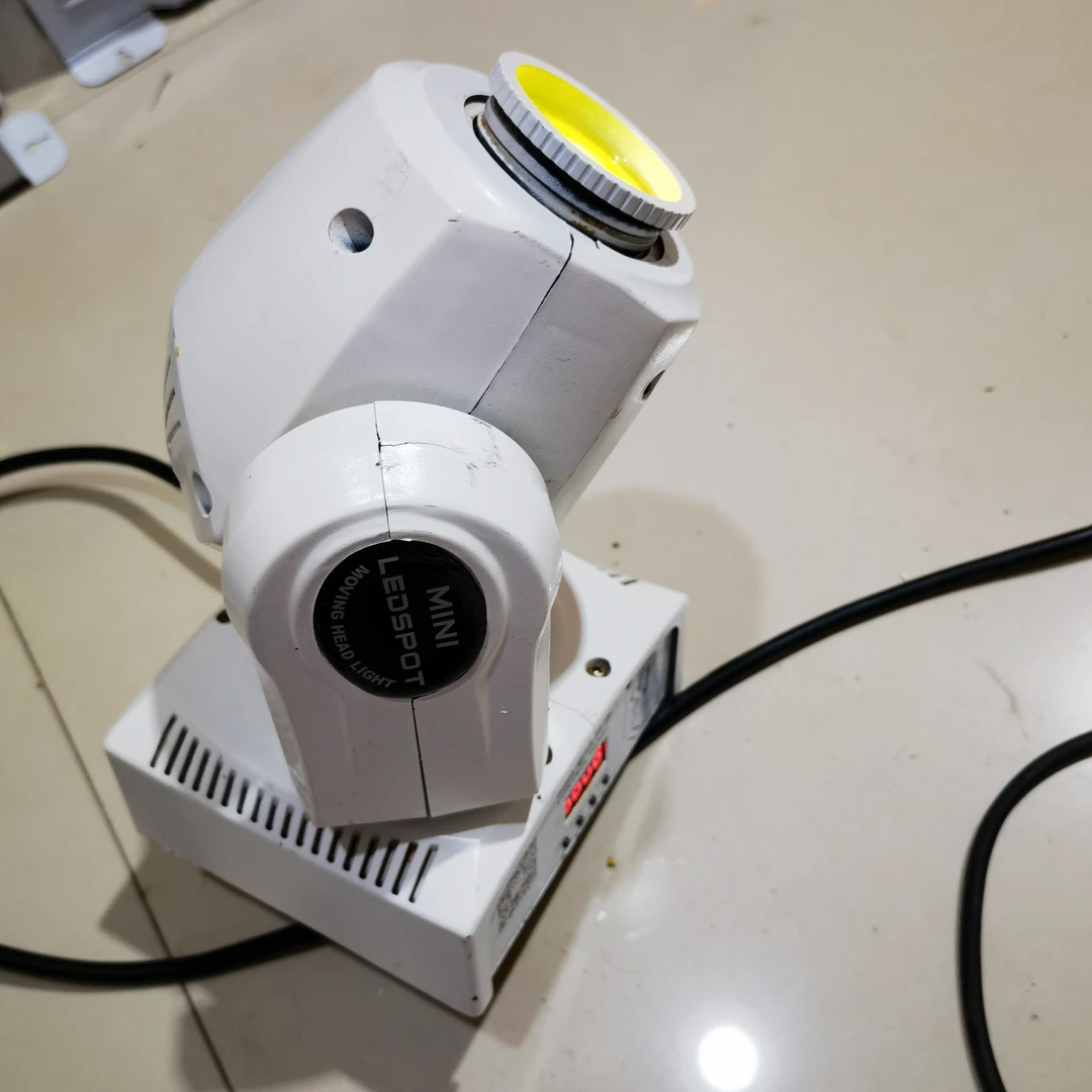 小光速灯图案一个。声控。质保一个月，不包邮