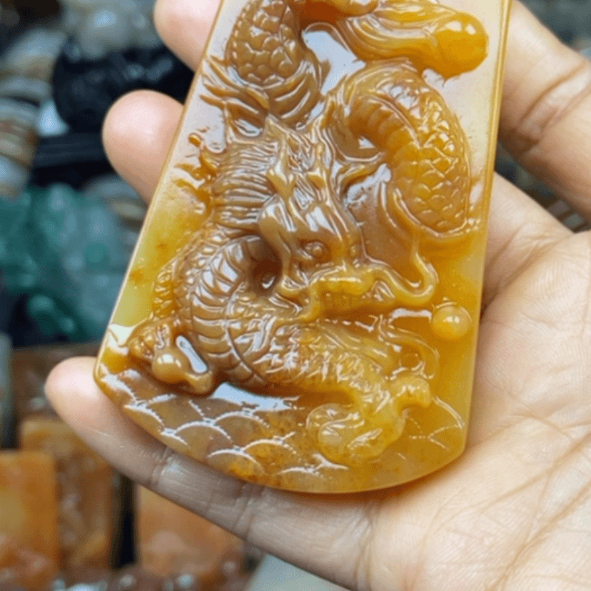 【闪购商品】石英质玉（黄龙玉）颈饰未镶嵌