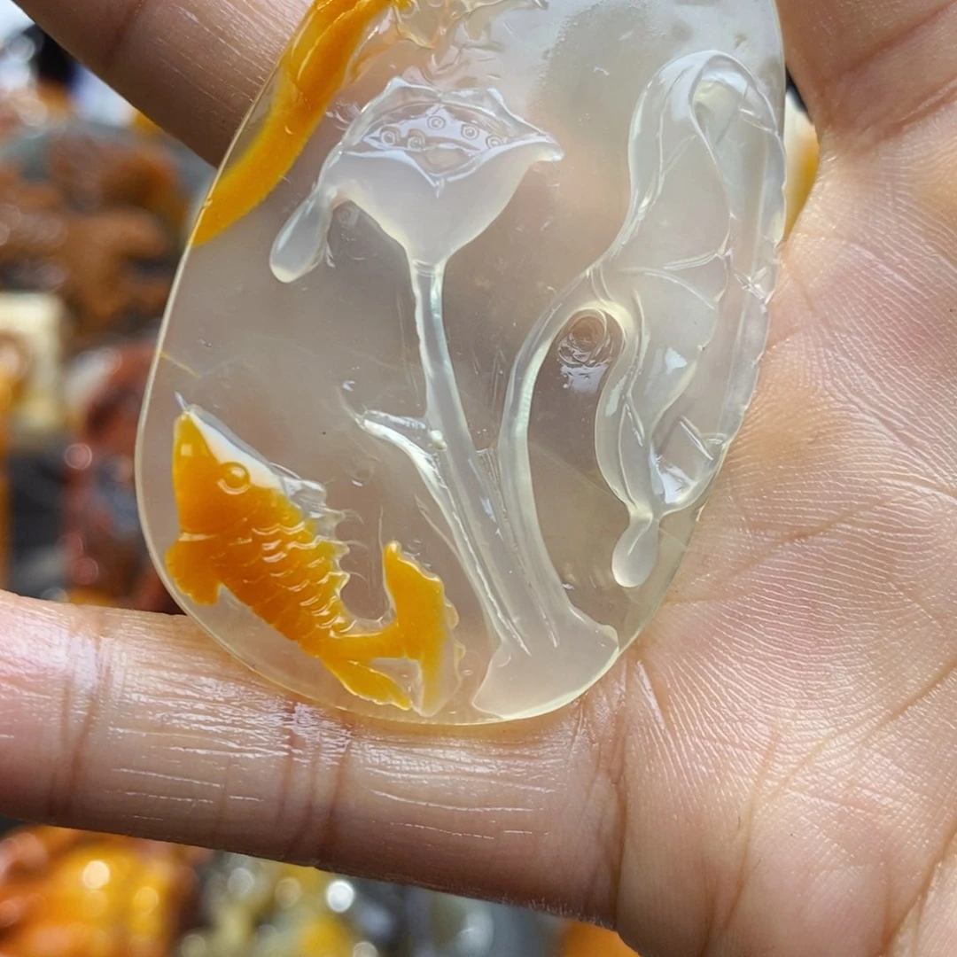 【闪购商品】石英质玉（黄龙玉）颈饰未镶嵌