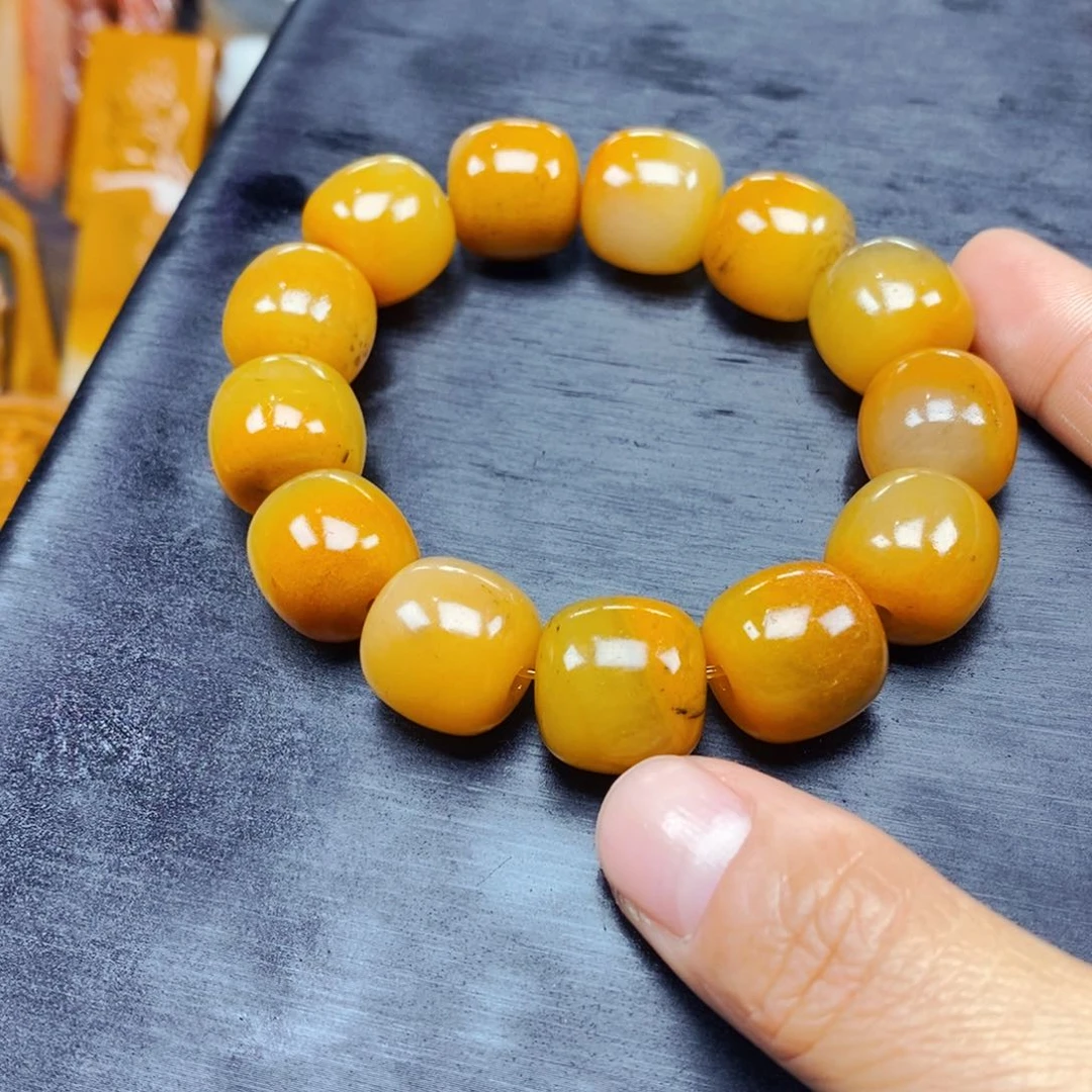 石英质玉（黄龙玉）颈饰未镶嵌