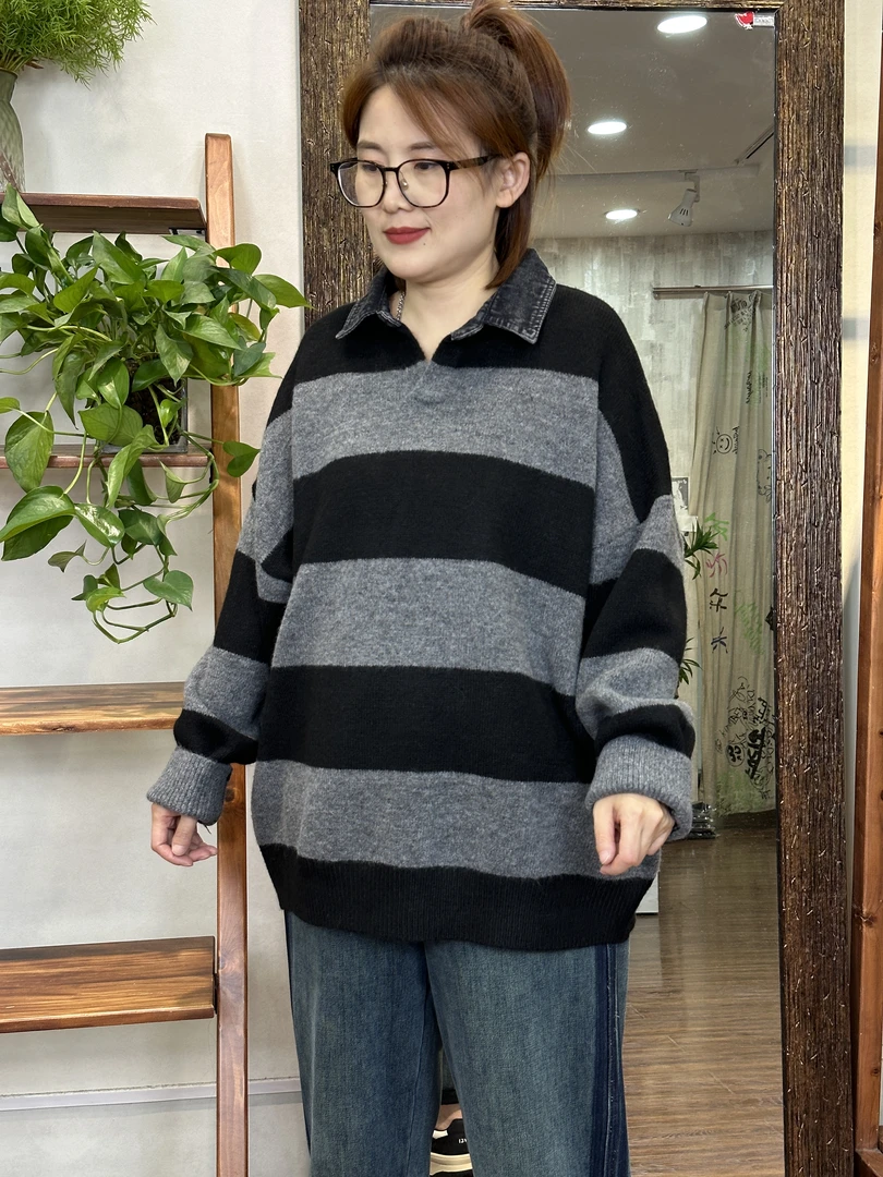 毛衣-10557大码女装冬款慵懒风厚款针织时尚百搭牛仔领拼色条纹