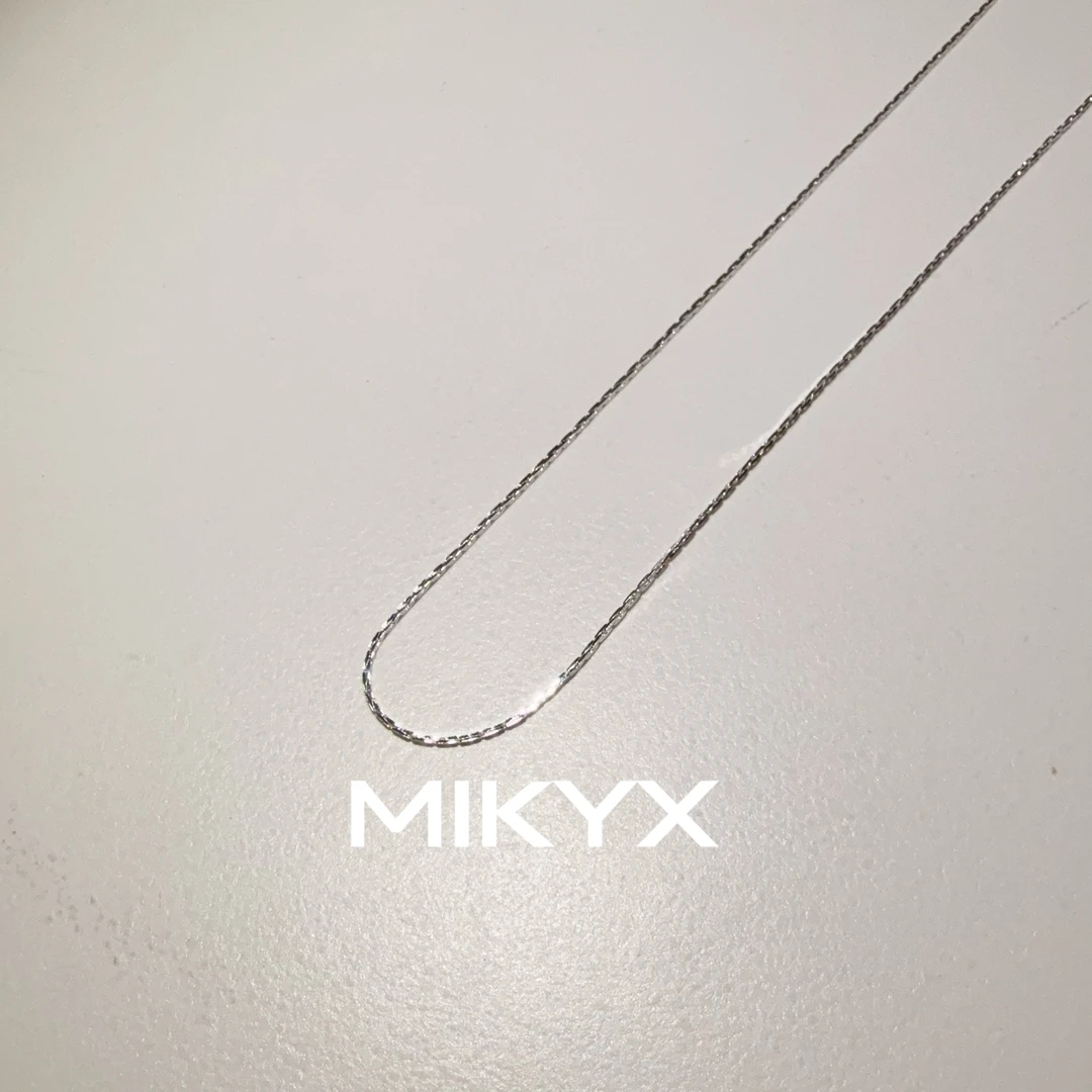 mikyx 铜合金项链 银白色蛇骨极细项链B443