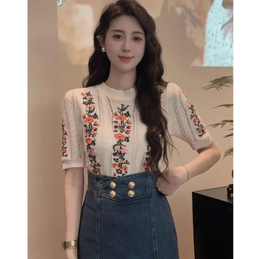 【现货】【春影花期】2024新款刺绣碎花镂空针织衫1191