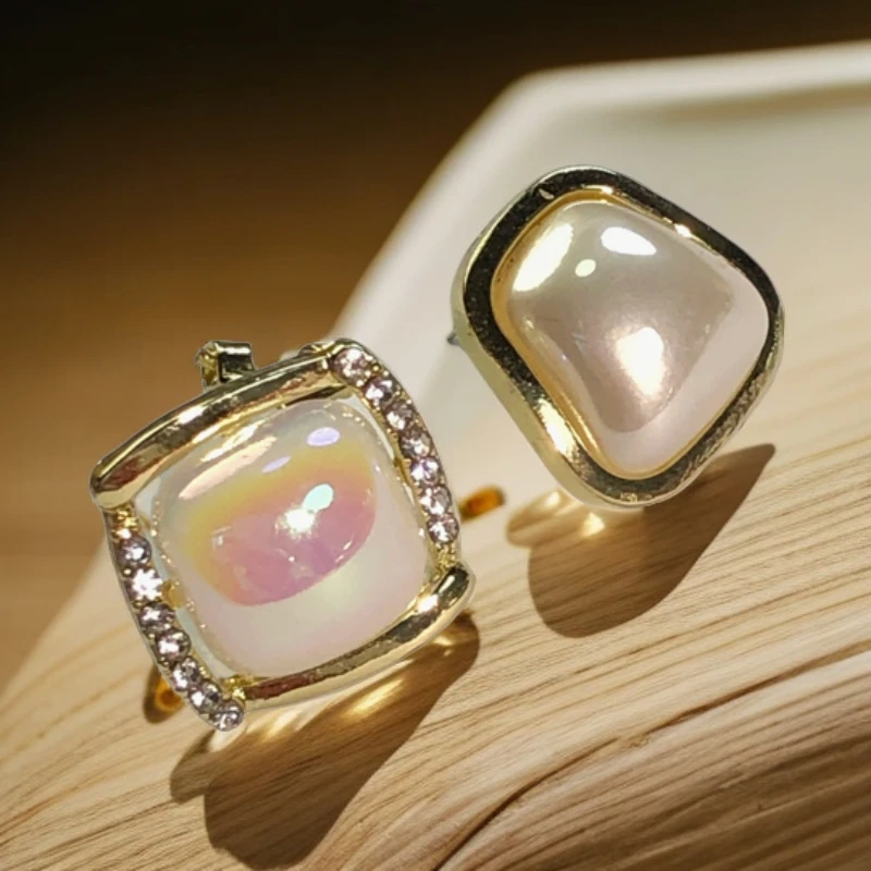 铜合金仿珍珠耳饰 漂亮好看混搭气质百搭耳环轻奢失序混搭耳饰