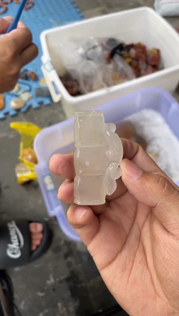 【闪购商品】石英质玉（黄龙玉）吊坠(赠链)未镶嵌福利
