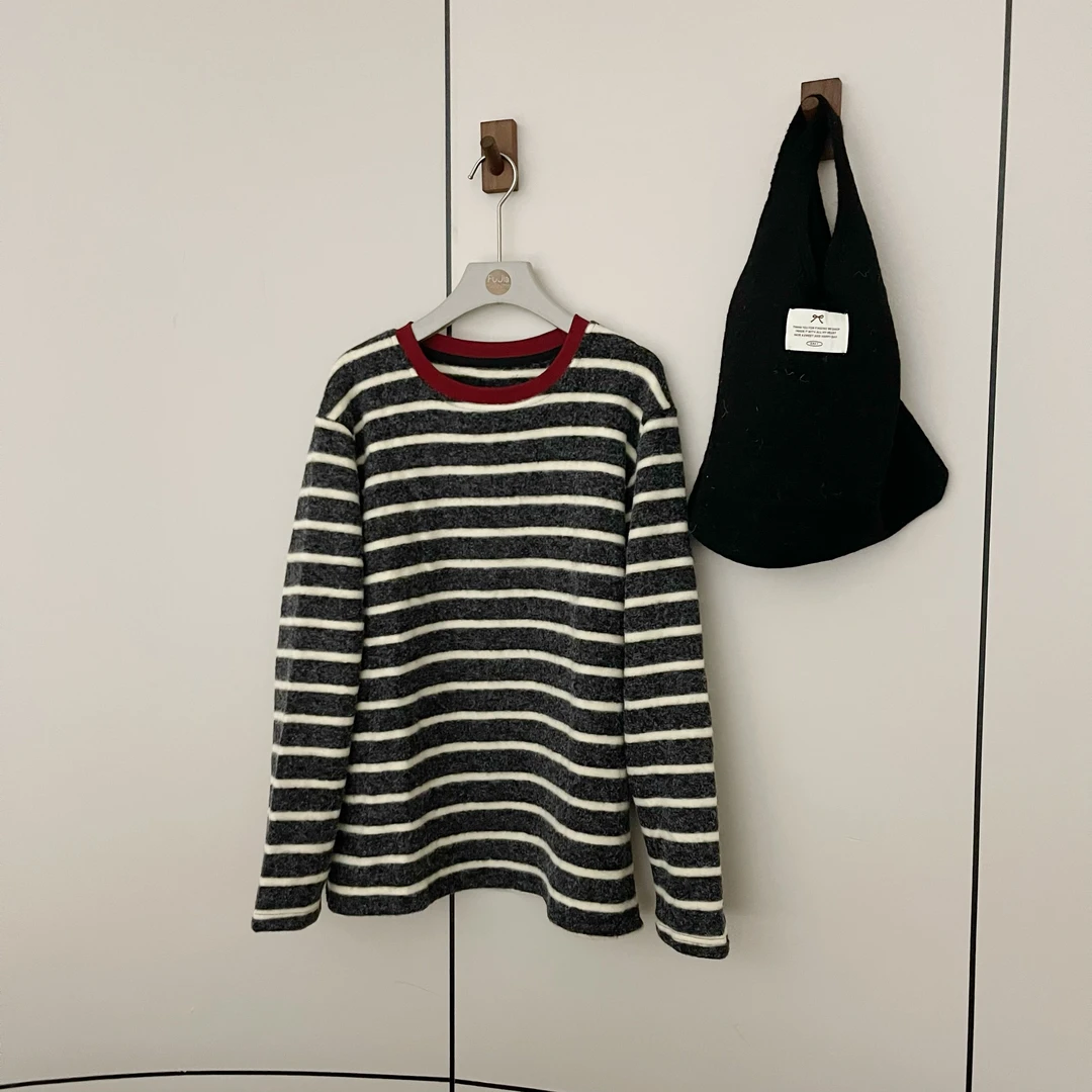 新款气质休闲韩版简约条纹长袖T恤TW0919