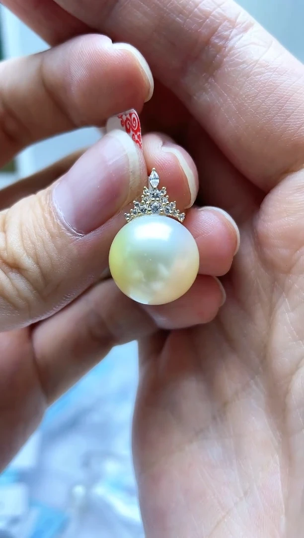 【闪购商品】海水珍珠颈饰18K金镶嵌2