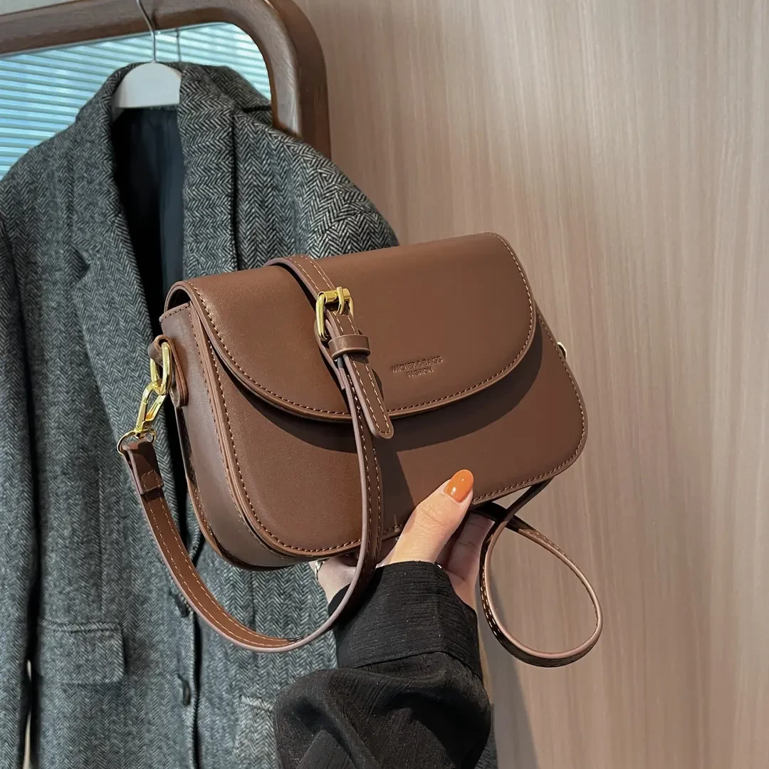 高级感小包包女包2024新款洋气时尚百搭斜挎包网红女士单肩小方包