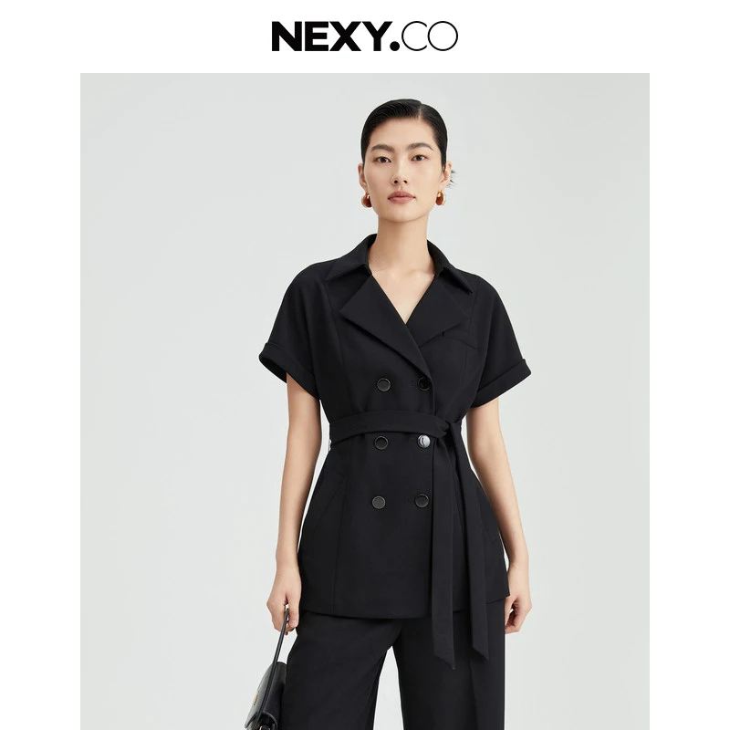 NEXY.CO/奈蔻气质设计师通勤休闲时尚宽松上衣XD02385W0气质显瘦