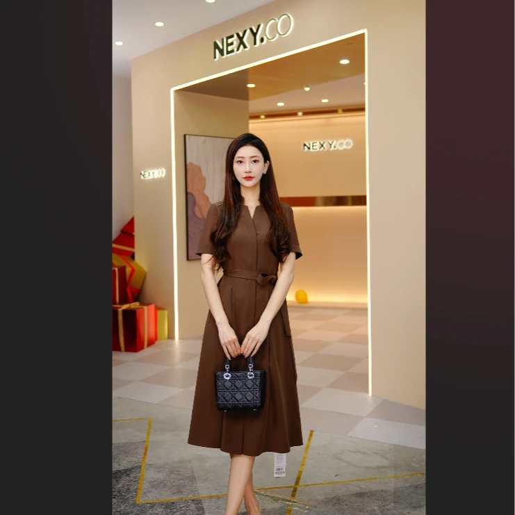 NEXY.CO/奈蔻夏季新款凉感四面弹连衣裙XF05260C4