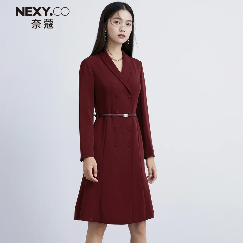 NEXY.CO/奈蔻红色西装连衣裙女西装领收腰显瘦中长修身XF03587A8