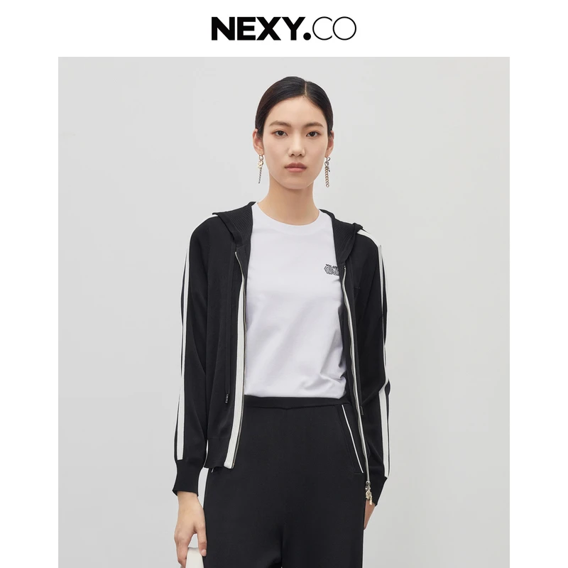 【清波专属】NEXY.CO/奈蔻针织衫黑色运动时尚拼接连帽XI00219W0