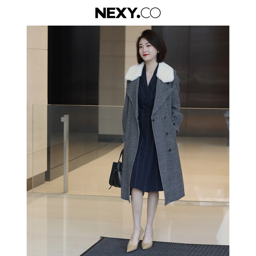 NEXY.CO/奈蔻千鸟格大衣冬毛呢外套轻奢毛领设计师时尚XL00619W0