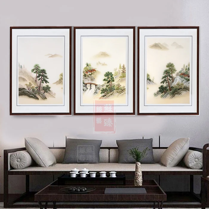 苏绣成品挂画客厅背景墙山水三联装饰画苏州纯手工刺绣新中式高端