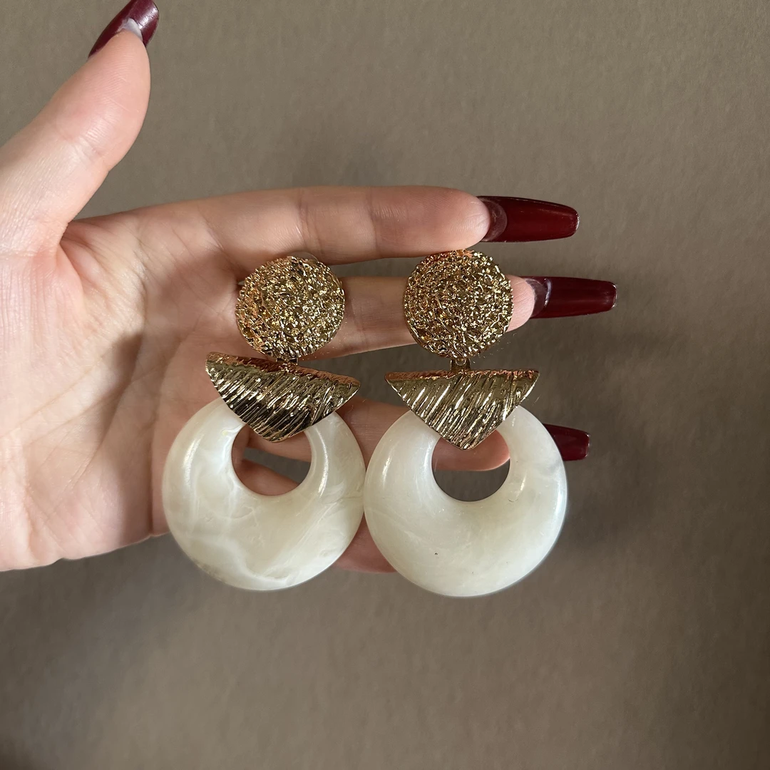 铜合金合成锆石耳饰 258000时尚轻奢气质法式百搭简约复古