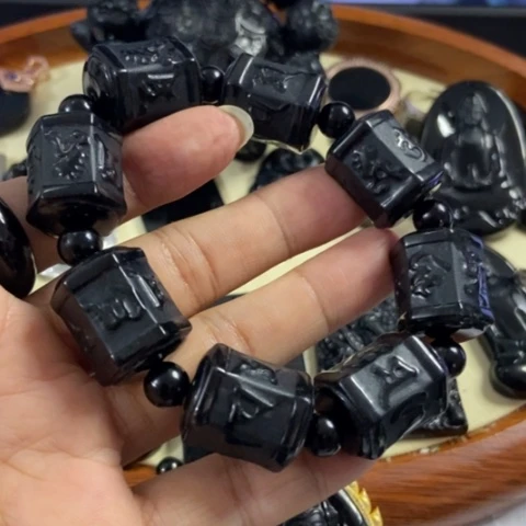 翡翠手链未镶嵌墨翠