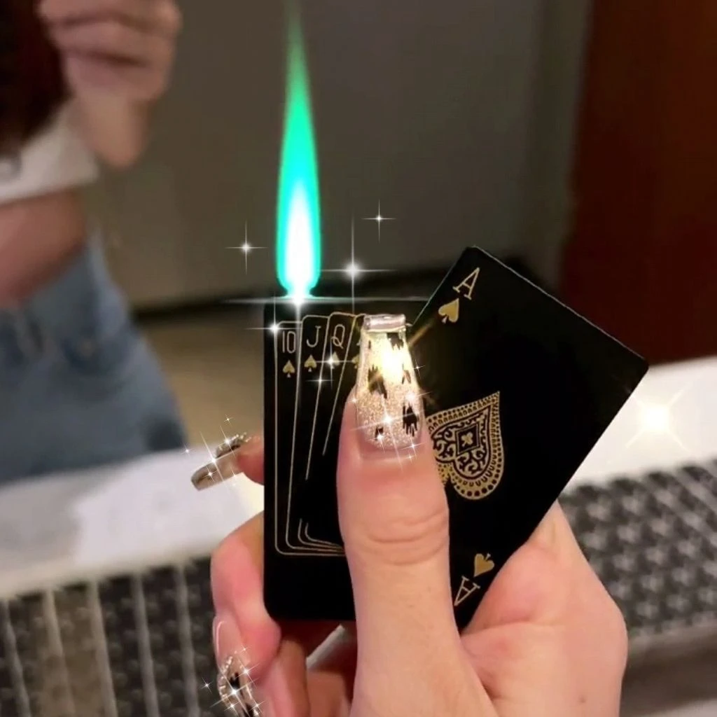 网红黑桃A扑克牌打火机ins女孩子创意防风绿焰个性定制送男友礼物