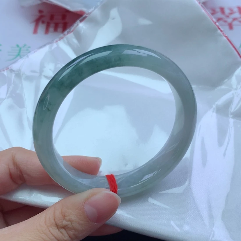 【闪购商品】翡翠手镯未镶嵌?**?A11804