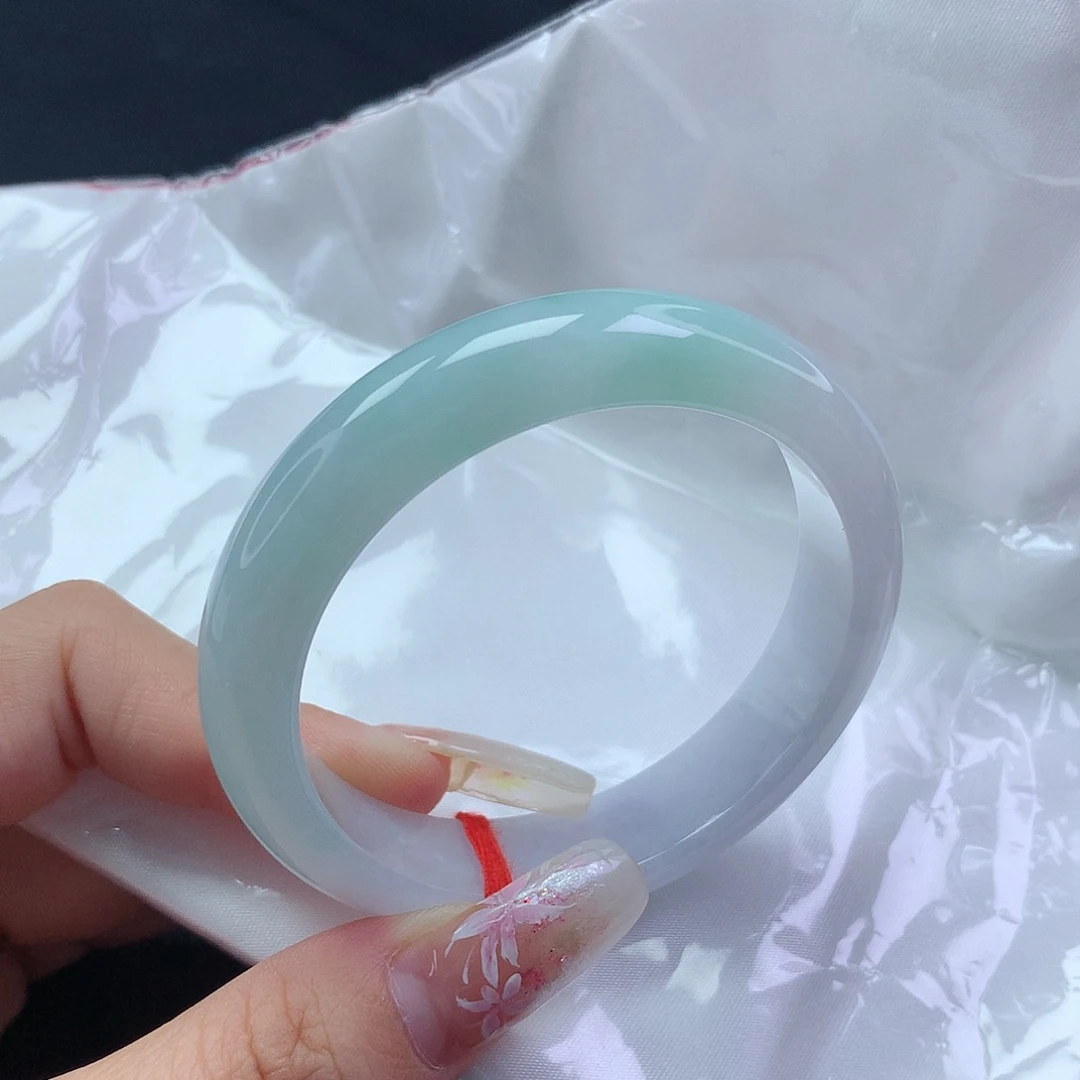 【闪购商品】翡翠手镯未镶嵌正圈a 10676
