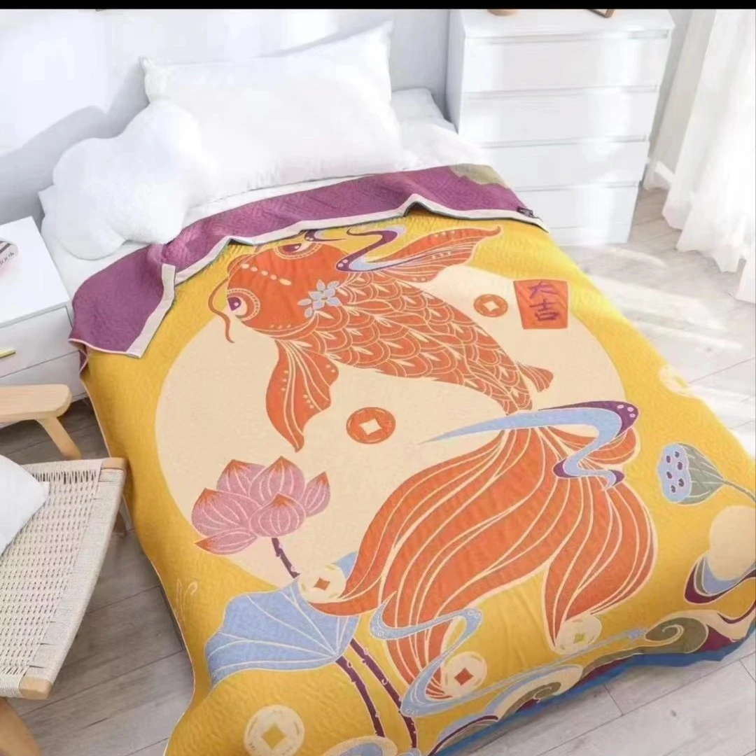 【吉祥锦鲤】多层多功能纱布床盖柔软透气1.5*2m纯水洗棉吸汗铺盖