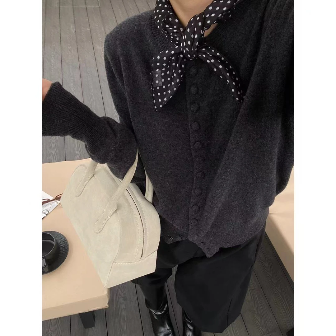 【纯纯女装】高品质极简排扣开衫毛衣 40655