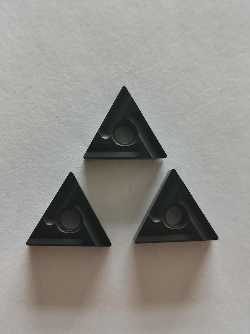 三角开槽刀片加工45钢调制钢锻打钢模具钢铸钢TNMG160404R