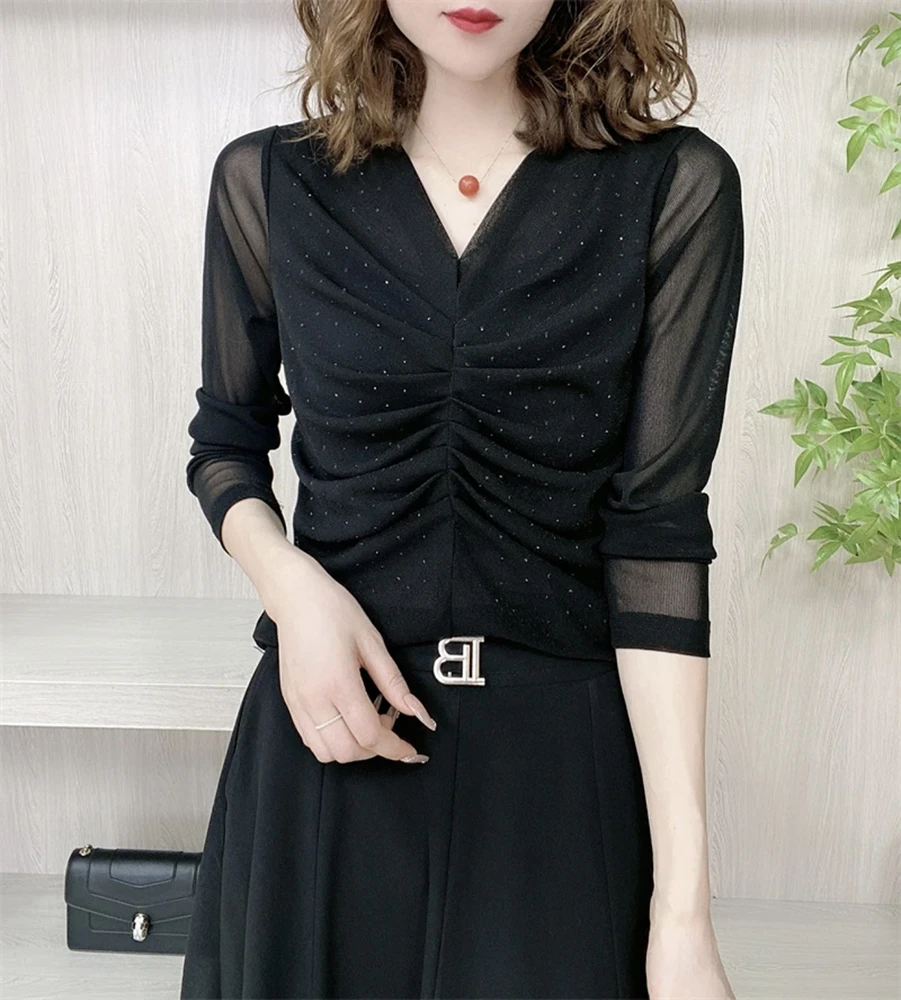 时尚V领长袖纯色烫钻修身显瘦大码遮肚子减龄洋气上衣妈妈装小衫