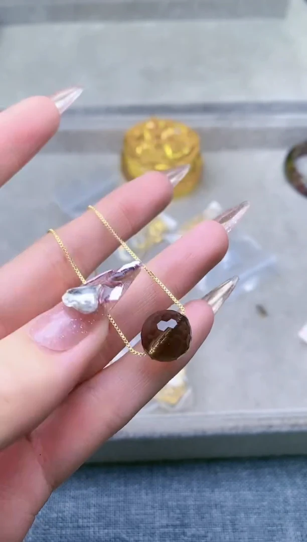 【闪购商品】水晶颈饰18K金镶嵌多样性发拍一发一