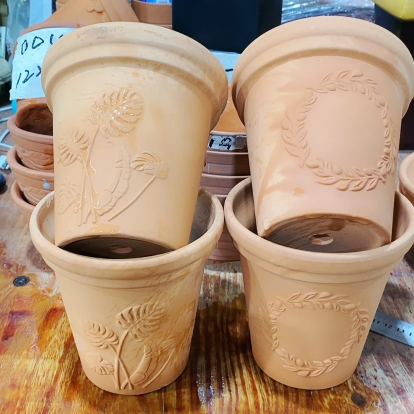 【闪购商品】红陶20CM以下13×13麦穗2+龟背竹2