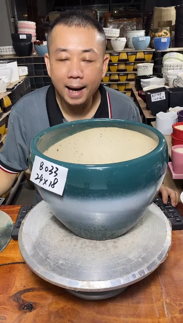 【闪购商品】红陶20CM以下微瑕花盆B033-1