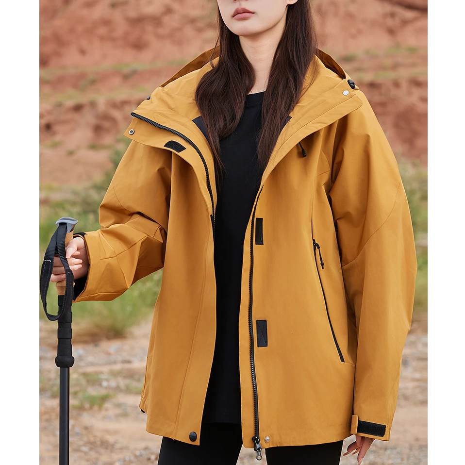 冲锋衣外套女款2025新款户外三合一防水夹克情侣款春秋登山服