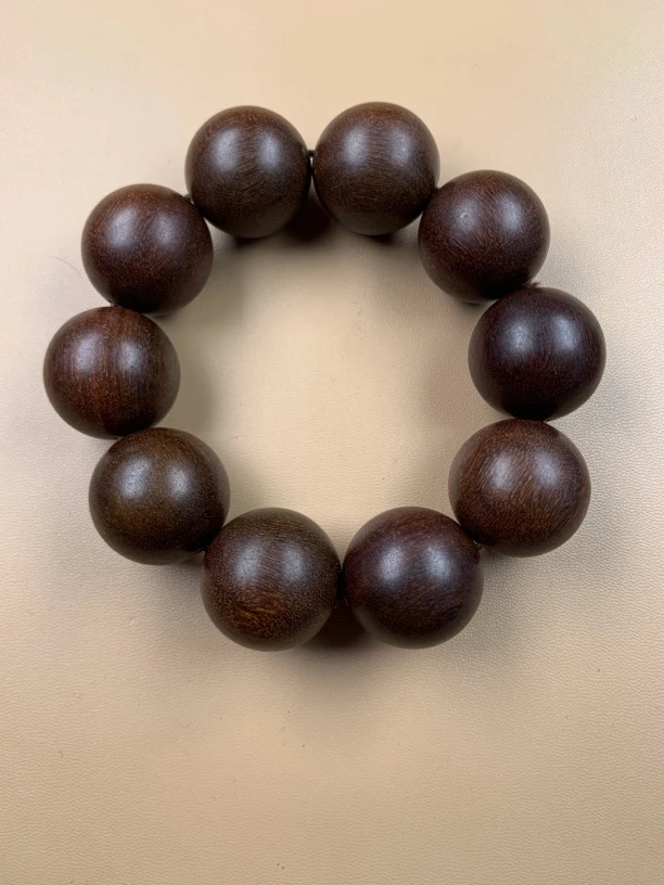 海南手串，2.5大规格虫漏老料