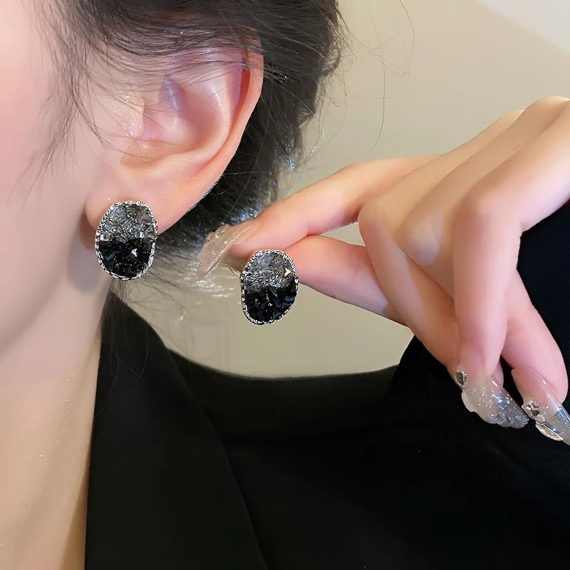合金仿水晶耳饰 甜酷不规则椭圆耳钉女港风气质撞色耳环轻奢百搭