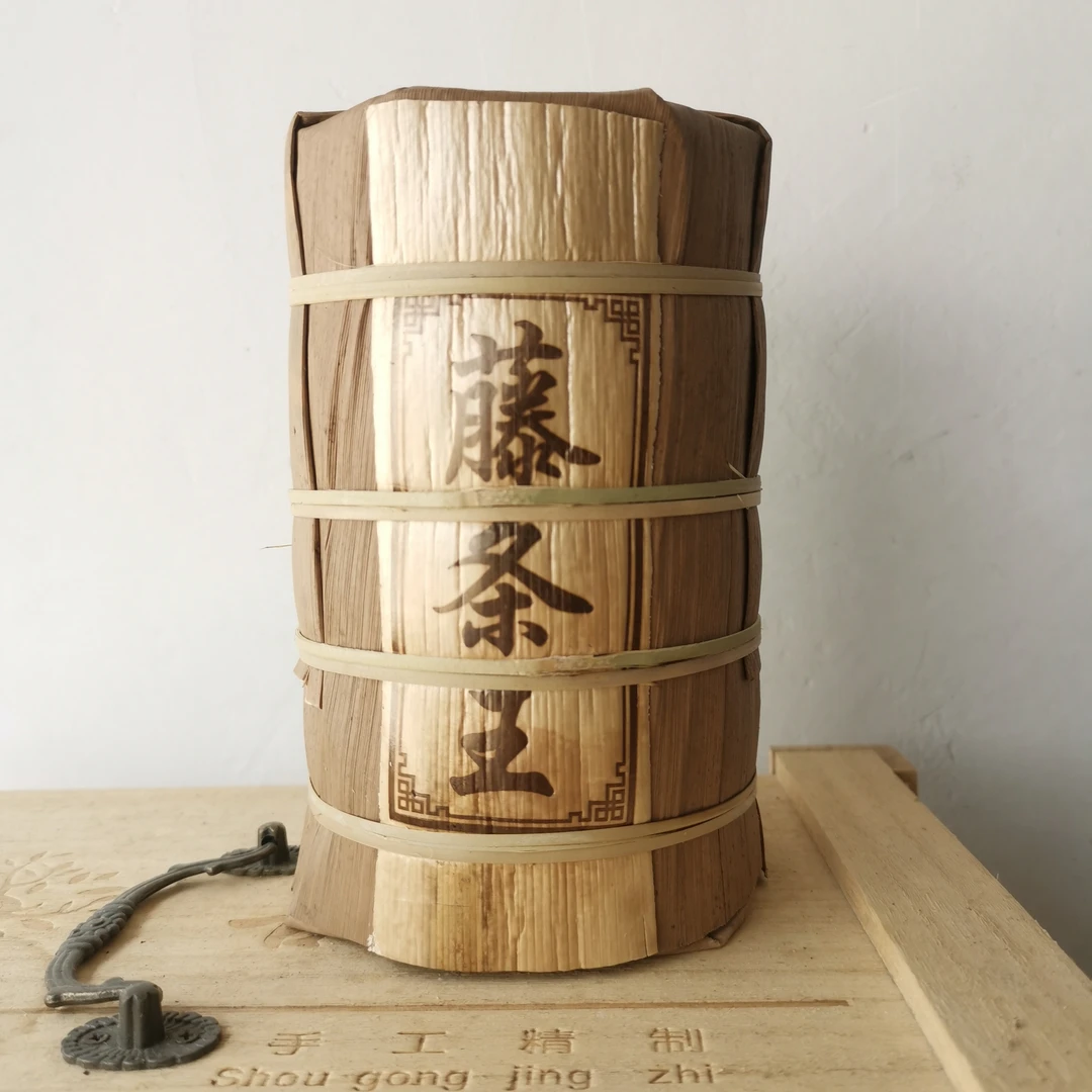 2021坝糯藤条王小龙柱古树单株混采普洱生茶1000g