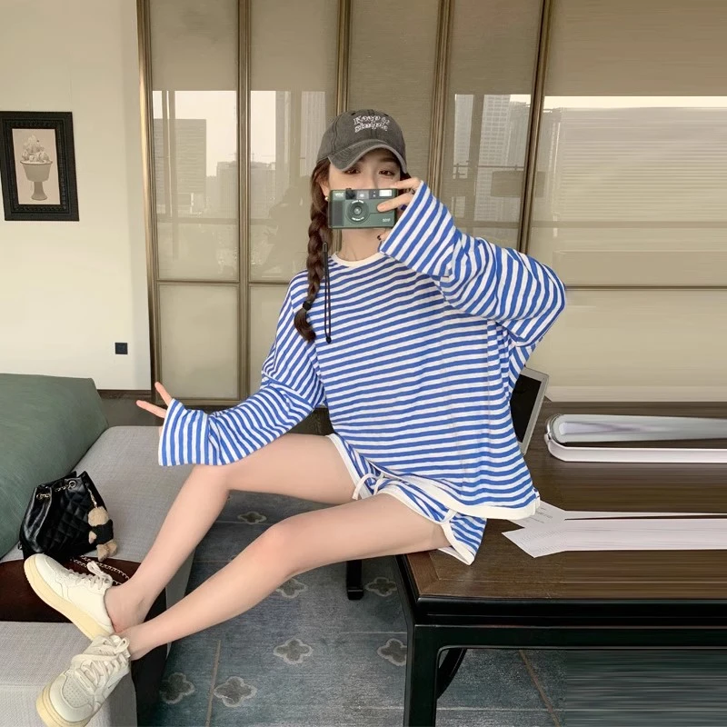 条纹套装女夏季2024新款小众设计超好看减龄学院风活泼俏皮两件套
